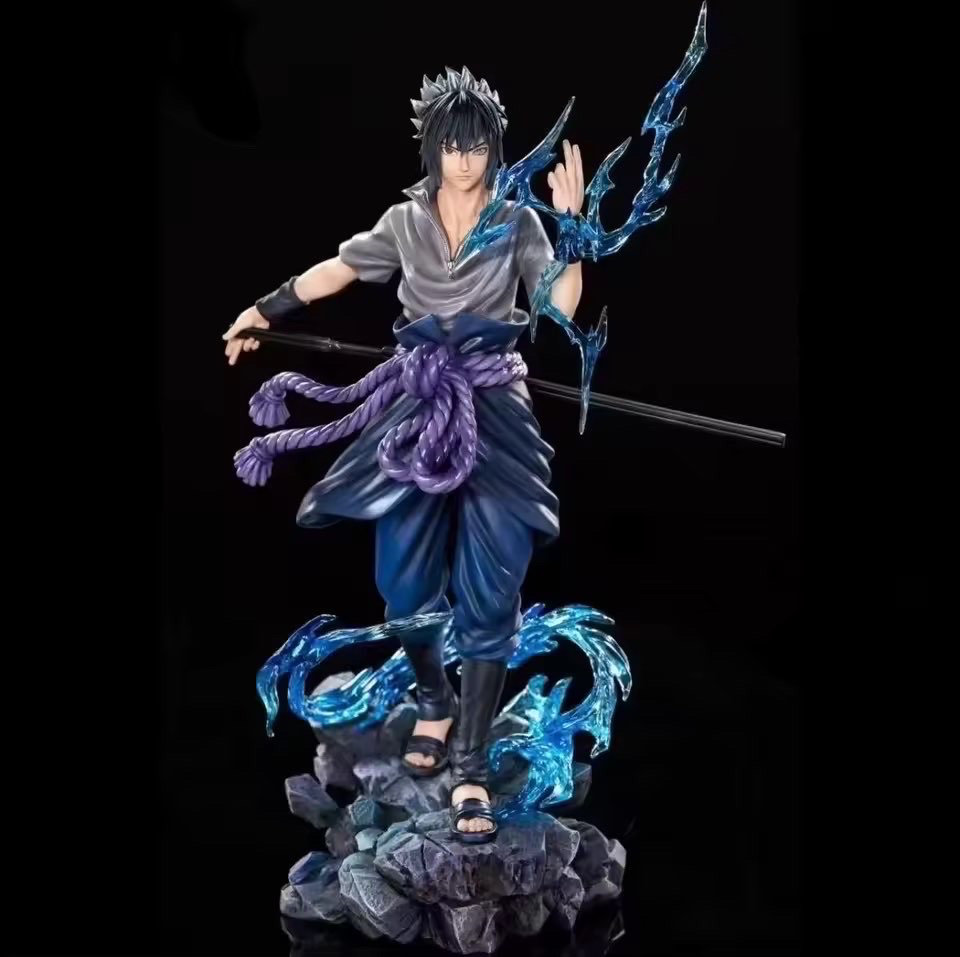 figurine sasuke